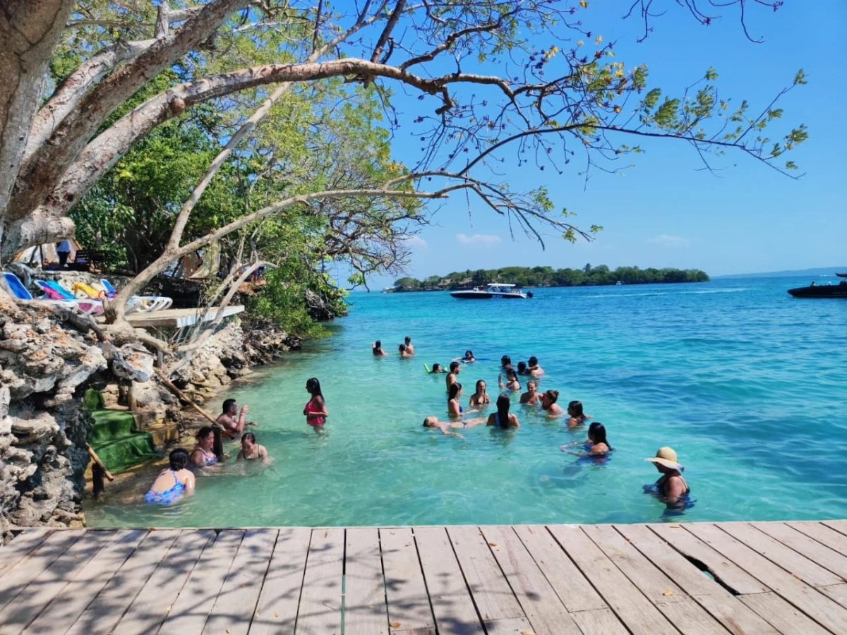 5 Destinos / Islas del Rosario (Tour de Dia)