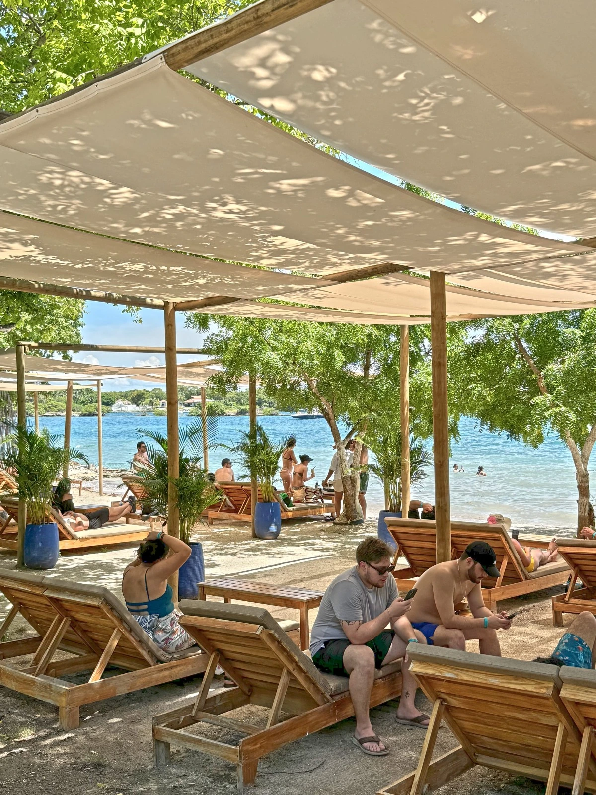 Bela Beach (Open Bar Day Pass)