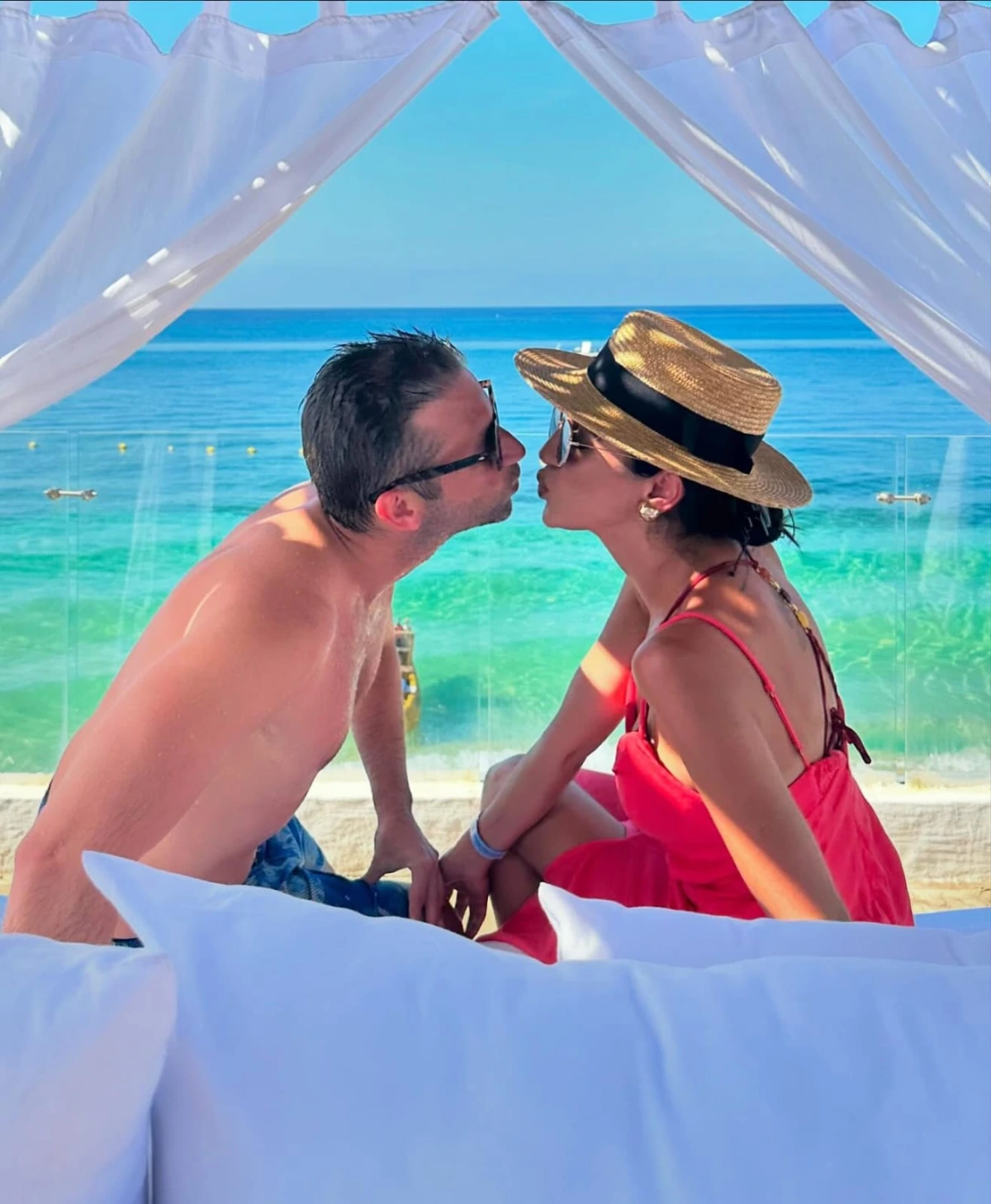 Bora Bora Beach Club (Day Pass)